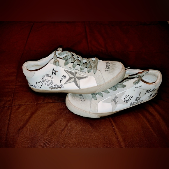 Golden Goose Sneakers - Picture 1 of 3